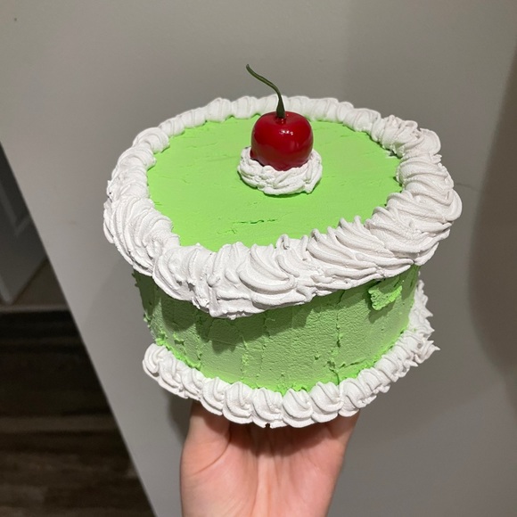 Fake cake! - Picture 3 of 3